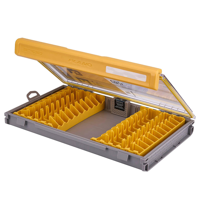 Load image into Gallery viewer, Plano EDGE 3700 Jerkbait Box PLASE604
