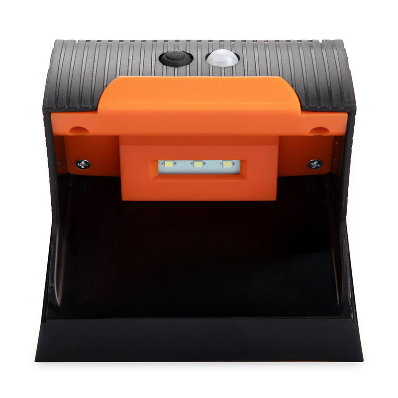 Load image into Gallery viewer, Camco RV Bumper Cap Solar Light 40332
